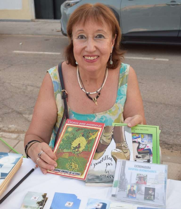 La poeta ribereña Encarna Jiménez de la Cruz pregonará las Fiestas del Cristo 2025