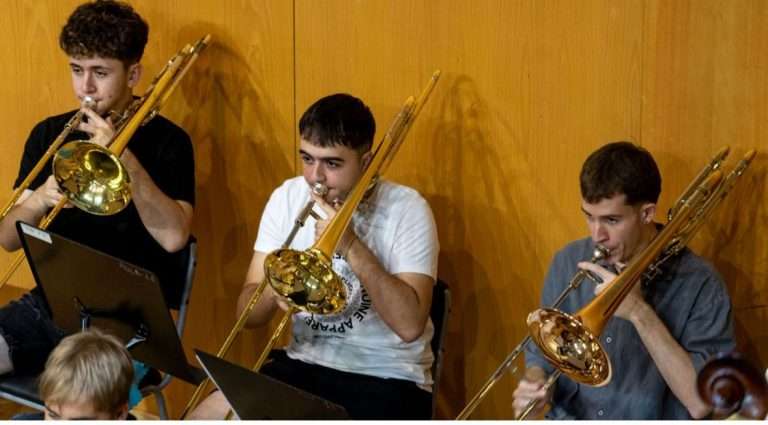 Iván Contreras Casco participa en el Curso de Especialización Orquestal de Lugo con la Sinfonía nº 8 de Dvořák como broche final