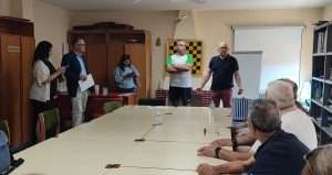 La Federación Internacional de Ajedrez se interesa por los programas terapéuticos que se desarrollan en Extremadura