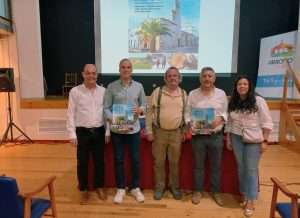 El libro 'Arroyo de la Luz: Tiempos de historia y herencia viva' se presenta en el Teatro de la localidad