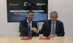 Cajalmendralejo y la Cámara de Comercio de Cáceres renuevan su convenio de colaboración