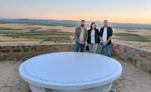 Magacela estrena un mirador celeste para promover el astroturismo