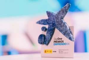 CaixaBank y Enisa convocan los XIX Premios EmprendeXXI