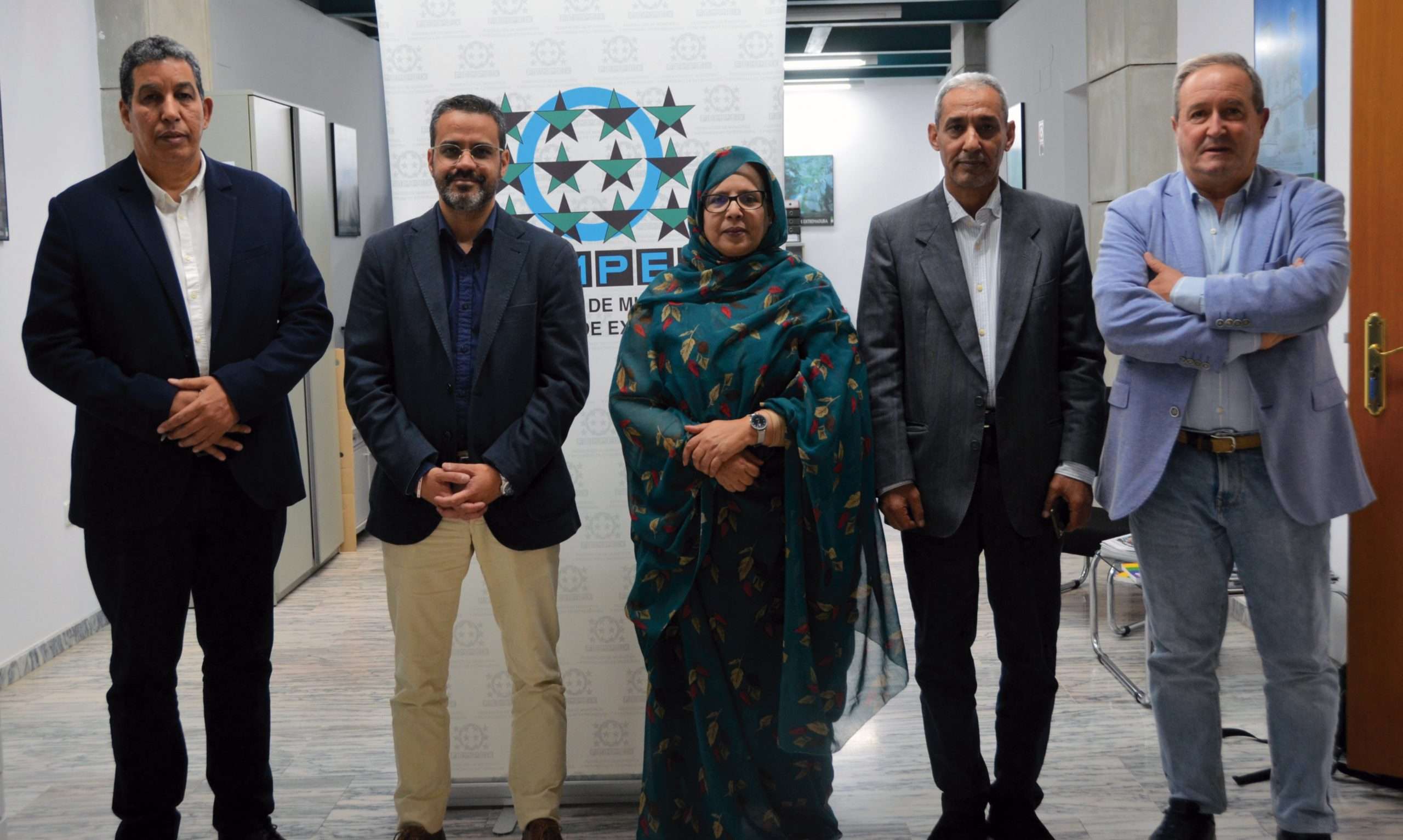 Representantes del pueblo saharaui piden ayuda a los municipios extremeños para paliar la crisis humanitaria que les afecta