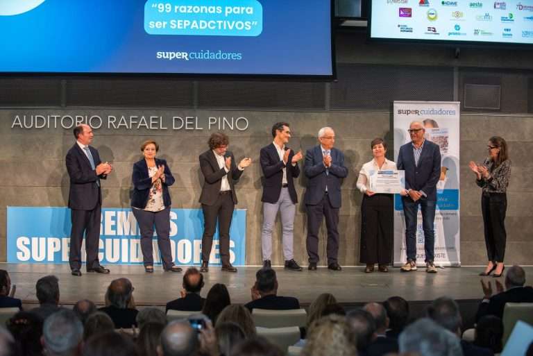 Los Premios Supercuidadores 2025 reconocen el impulso del SEPAD al envejecimiento activo y la solidaridad intergeneracional