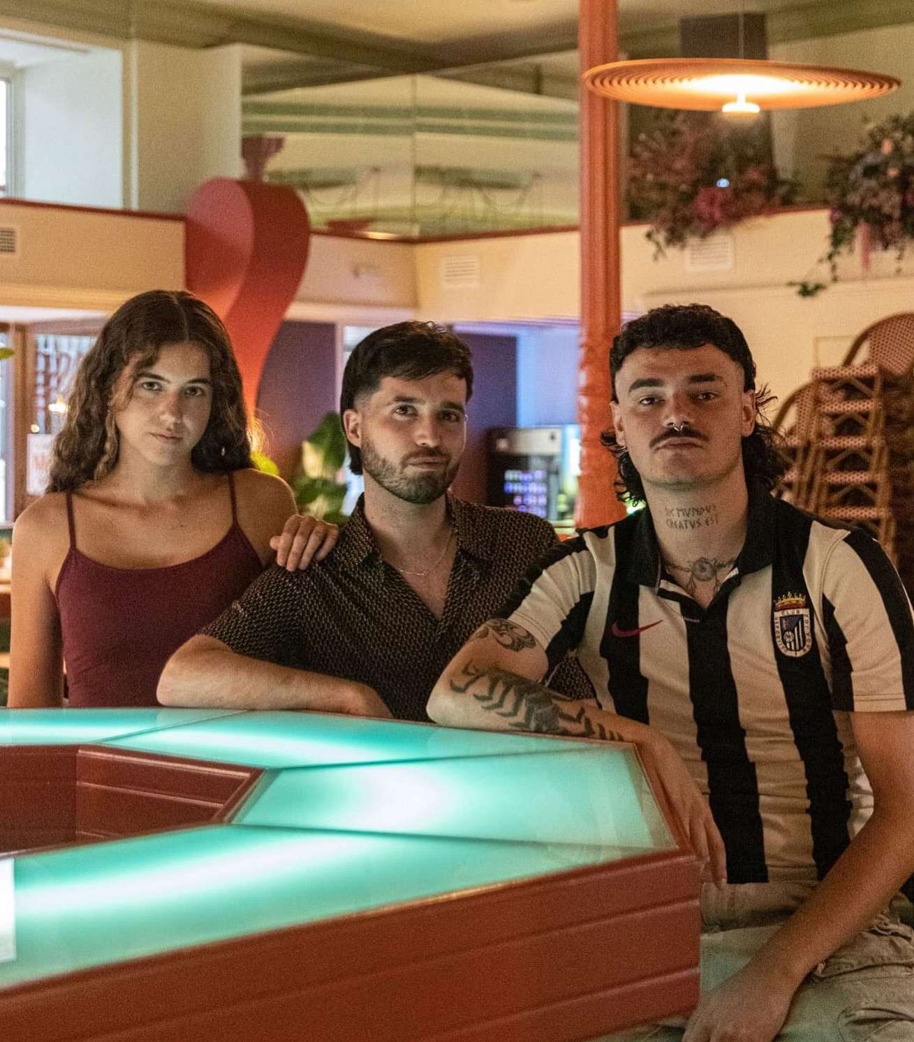 'Estanco72' construye su identidad musical entre el pop, el R&B y la electrónica