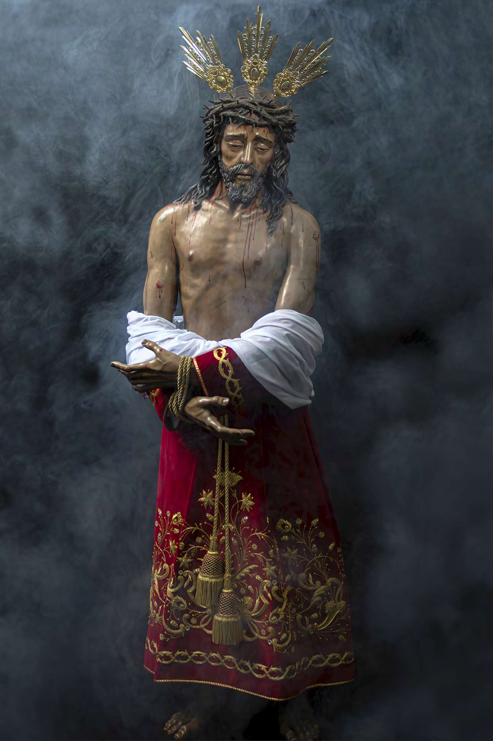 Genaro González y Francisco Jesús Pérez presentan 'Arte en imágenes', un libro que captura la esencia de la Semana Santa en Jerez de los Caballeros