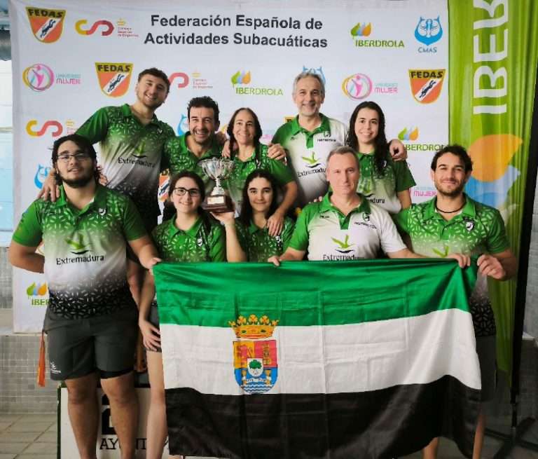 La Federación Extremeña de Actividades Subacuáticas se proclama campeona de España de buceo de competición