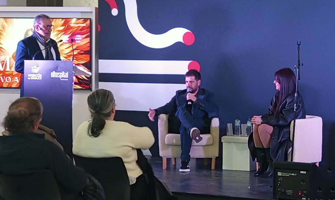 Amalia Toboso presenta su nuevo disco en el Hospital-Centro Vivo de Badajoz