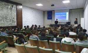 La Universidad de Extremadura acerca la ciencia del deporte a la ciudadanía con el proyecto 'Deporte es salud'