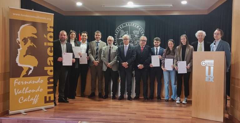 Fundación Valhondo entrega las credenciales de los nuevos contratos predoctorales