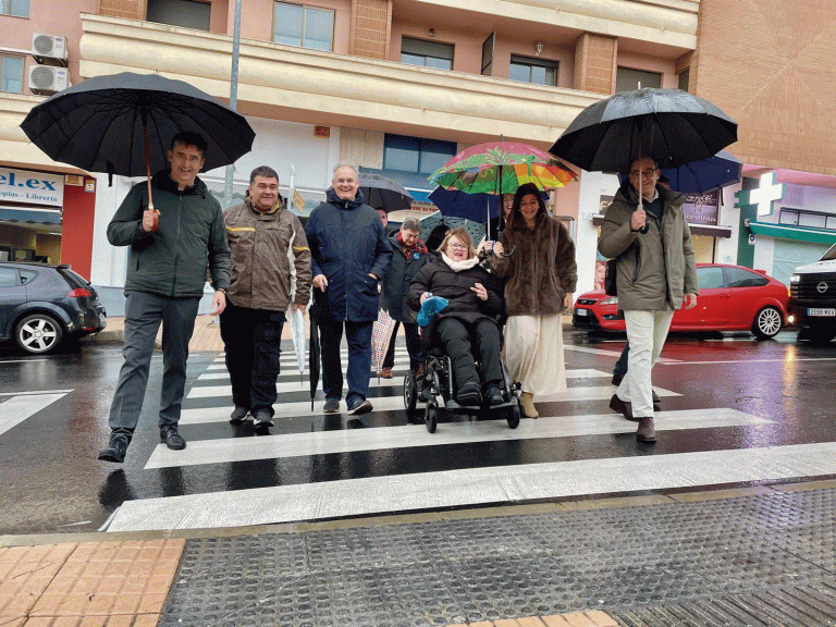 El Ayuntamiento de Cáceres adaptará más de 400 pasos de peatones en todos los barrios de la ciudad