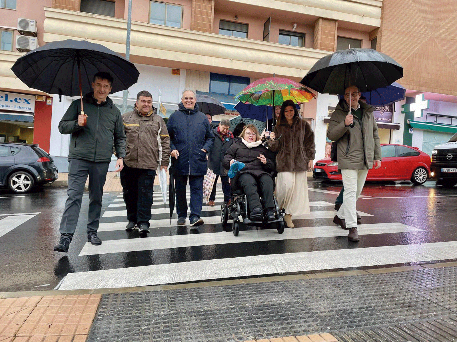 El Ayuntamiento de Cáceres adaptará más de 400 pasos de peatones en todos los barrios de la ciudad