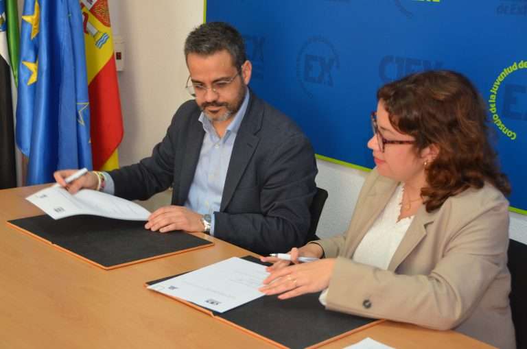 El Consejo de la Juventud de Extremadura y la Fempex crean el Observatorio de Juventud y Municipios