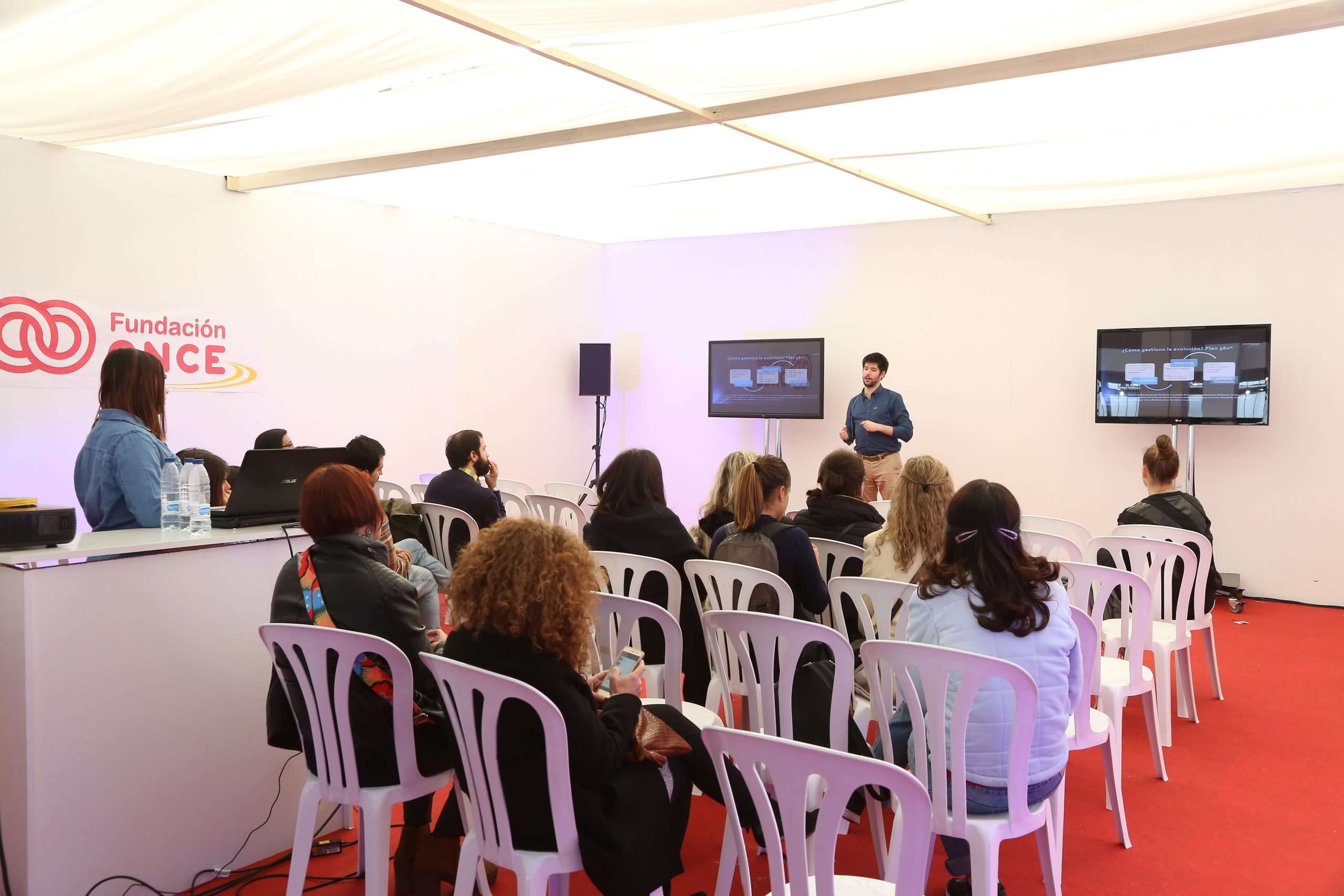 RoboRAVE Ibérica. II Feria internacional de la robótica aplicada a la educación y diversidad