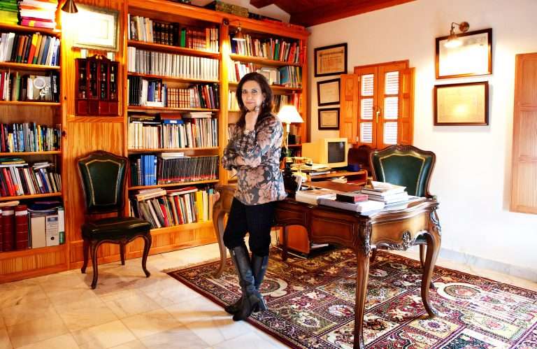 Rosa López Casero. Extremadura a través de la novela histórica