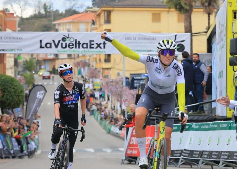 Mackenzie Coupland gana la Vuelta Ciclista a Extremadura Femenina 2026