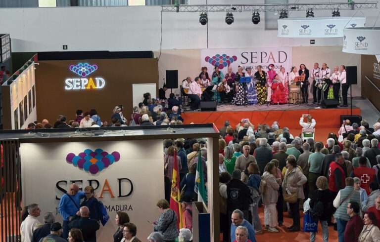 El SEPAD impulsa el envejecimiento activo y la creatividad en la XXVII Feria de los Mayores de Extremadura