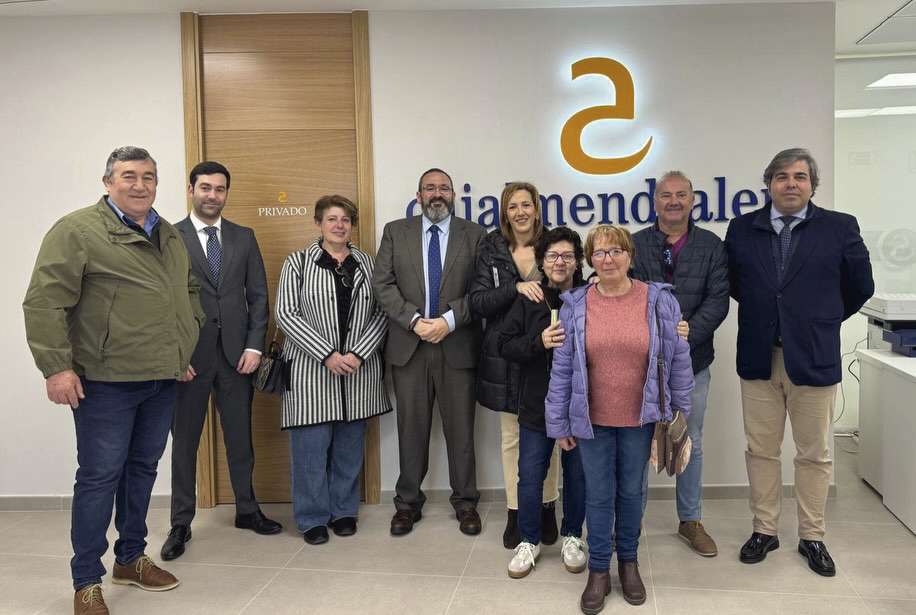 Cajalmendralejo inaugura una nueva oficina en Garrovillas de Alconétar