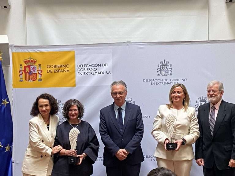 La Delegación del Gobierno en Extremadura entrega los Premios 'Mujeres que rompen' 2026
