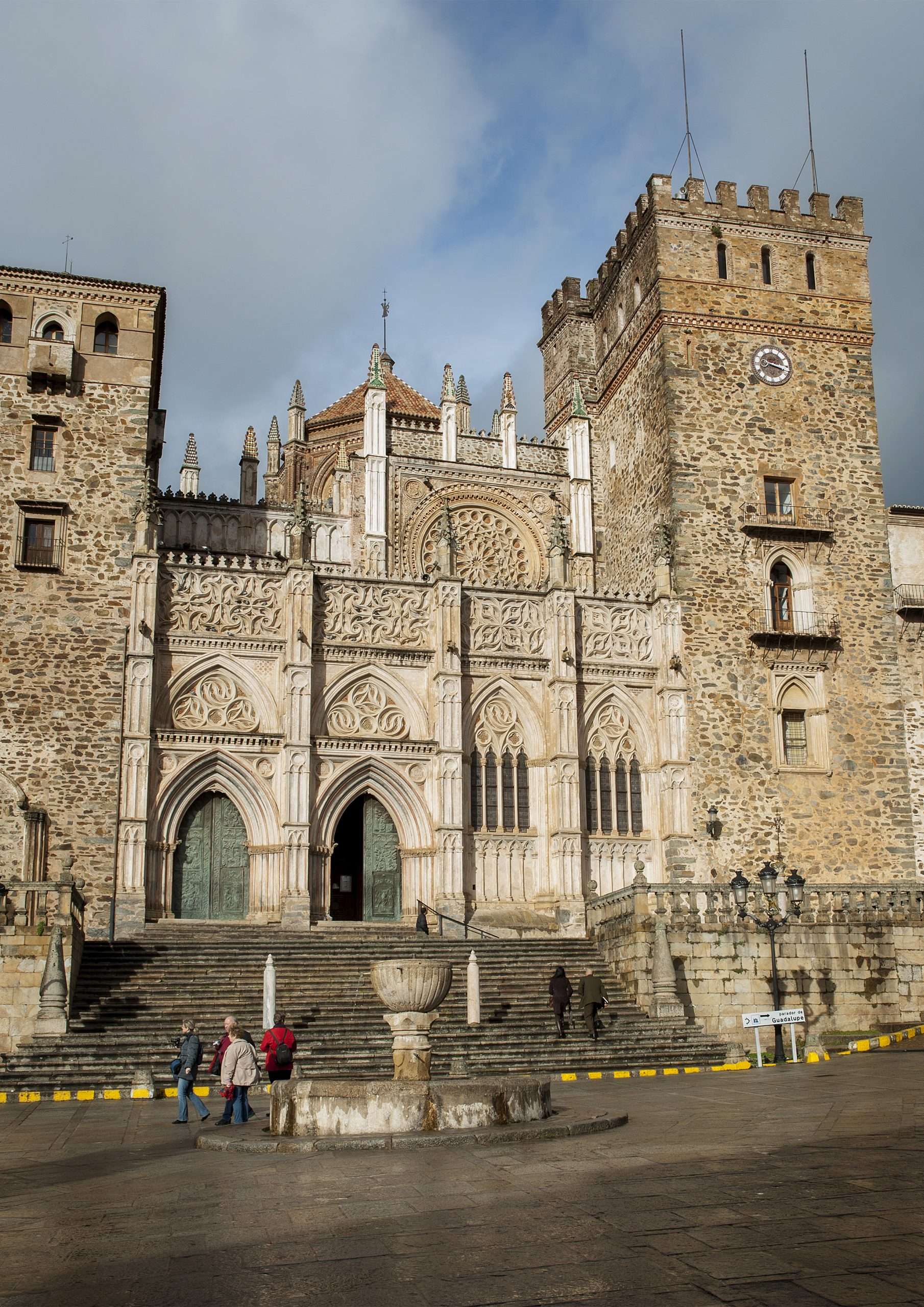 Año Santo Guadalupense, 'Guadalupe Renacida'