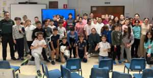La Guardia Civil acerca al alumnado del colegio Meléndez Valdés de Ribera del Fresno la prevención del acoso y los riesgos digitales