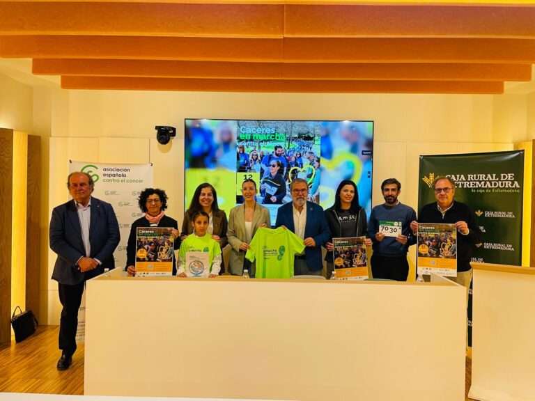 Cáceres se moviliza contra el cáncer en la la VIII Marcha por la Investigación