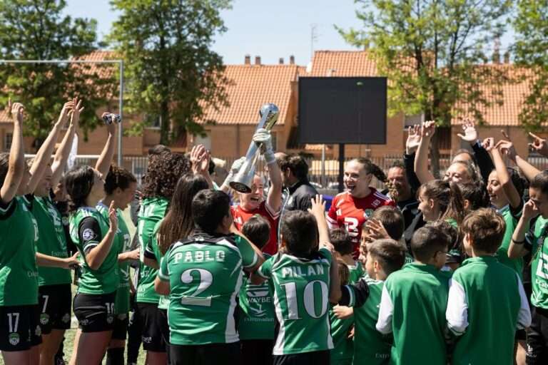 El Sport Extremadura se proclama campeón de liga y asciende a Primera Federación Femenina
