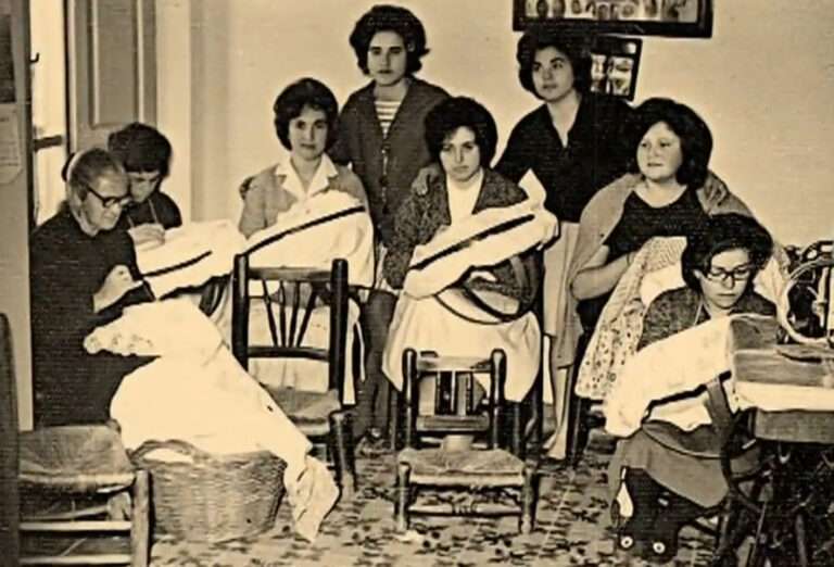 El habla chinata en los espacios tradicionales de trabajo femenino