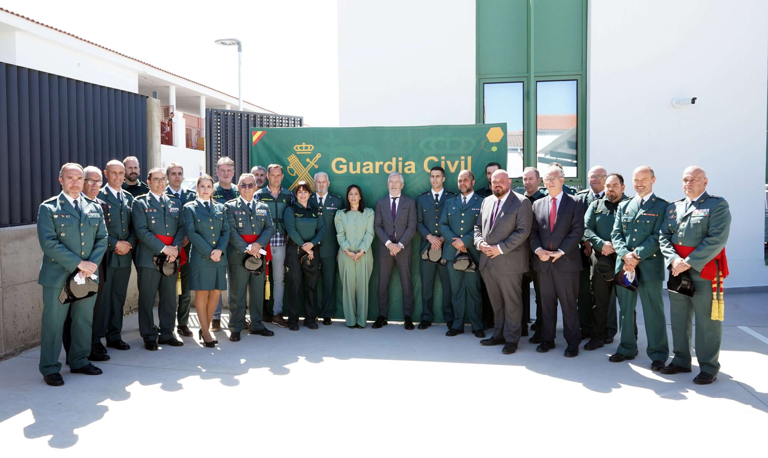 Inauguración del acuartelamiento de la Guardia Civil en Castuera