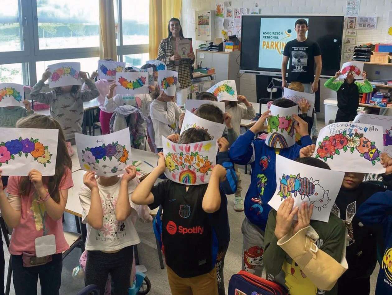 Cuando el Parkinson no se ve. Romper estereotipos y acompañar desde lo humano