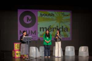 La jornada 'YouthMUM' reúne en Mérida a medio centenar de jóvenes artistas