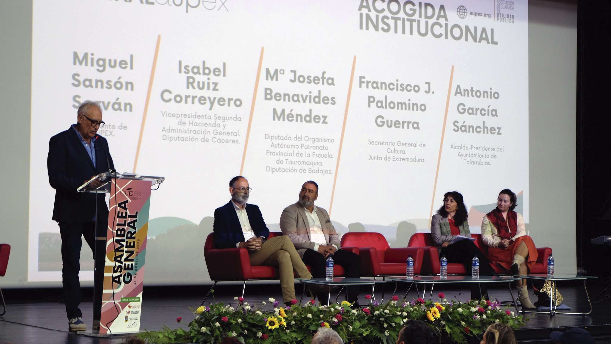 Talarrubias acoge la asamblea general de Aupex