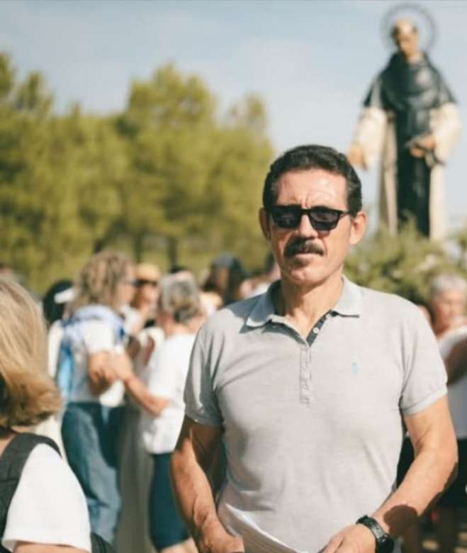 Juan Castrejón Araya releva a Isidro Rodríguez tras 35 años al frente de la Hermandad de Amigos de San Juan Macías