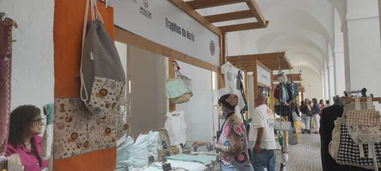 La jornada ‘Tejiendo futuro’ convierte Badajoz en el epicentro de la moda sostenible y la economía circular