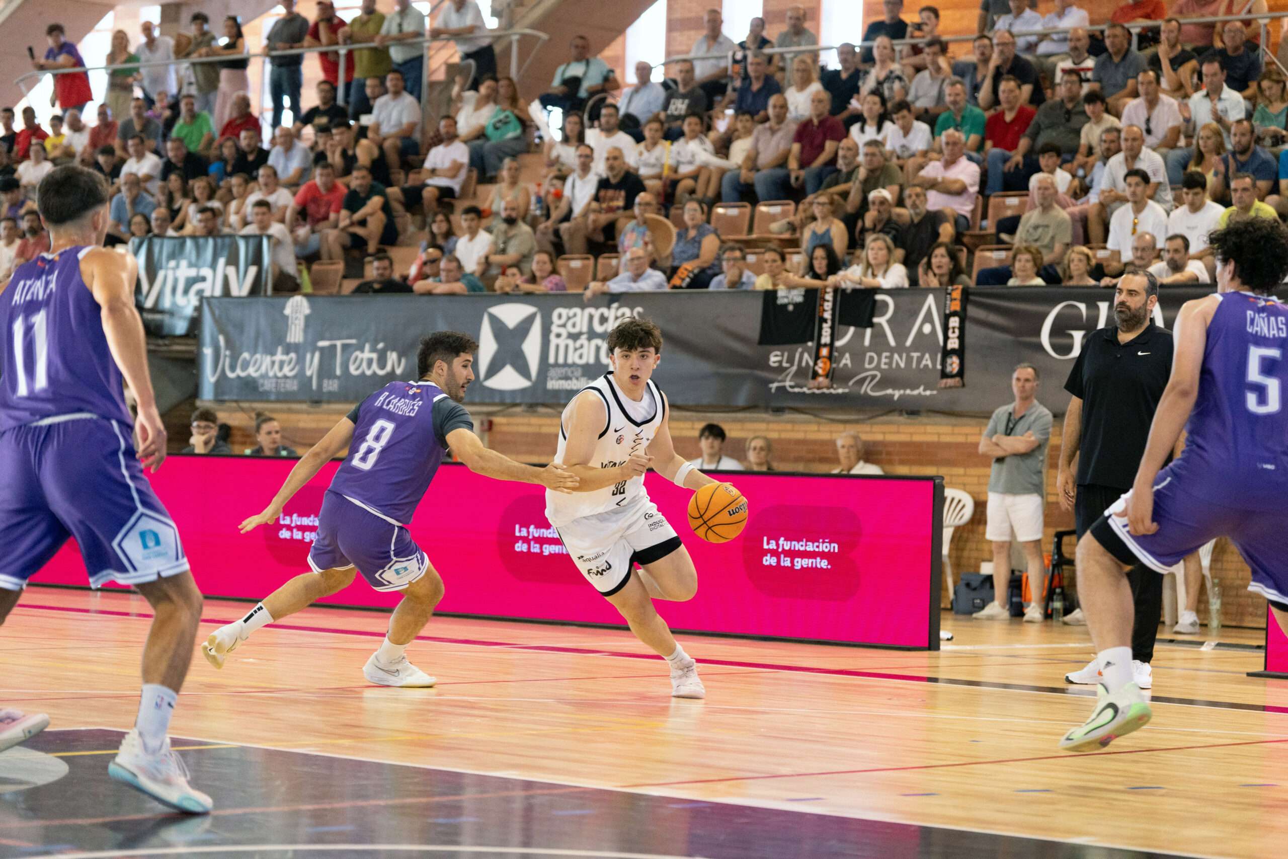 El Vítaly La Mar BCB Badajoz asciende a Segunda FEB