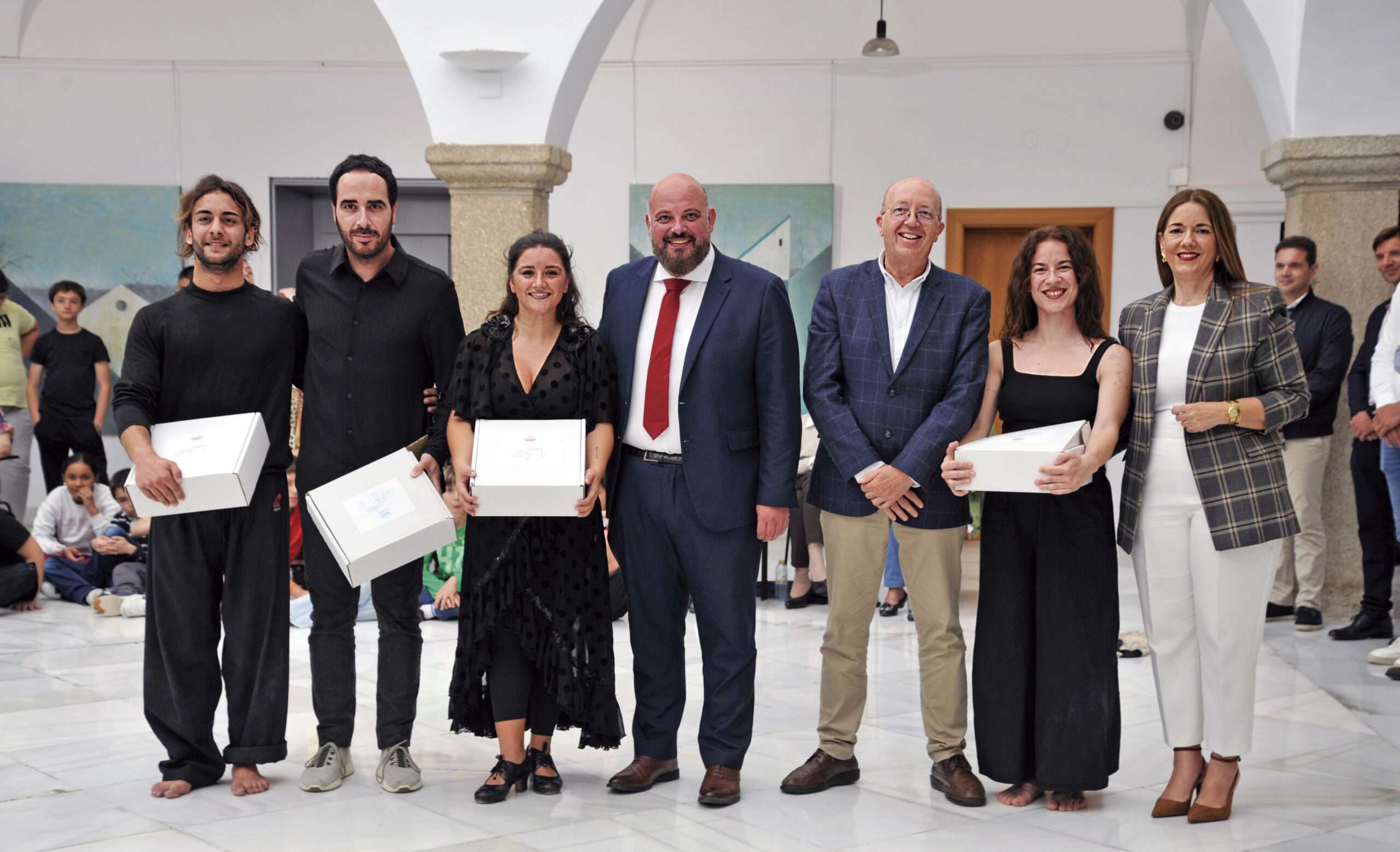La Asamblea de Extremadura celebra el ‘Día Internacional de la Danza’