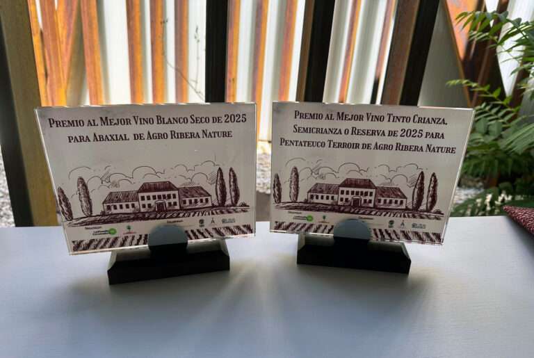Agro Ribera Nature conquista dos galardones en los Premios a los Mejores Vinos de Extremadura y sitúa a Ribera del Fresno en la élite del sector