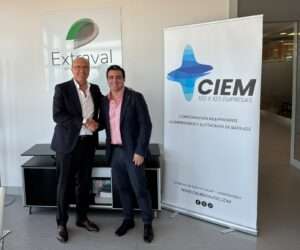 CIEM y Extraval colaborarán para facilitar financiación a empresas y autónomos