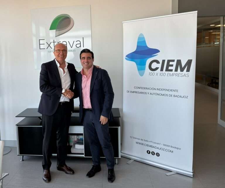 CIEM y Extraval colaborarán para facilitar financiación a empresas y autónomos