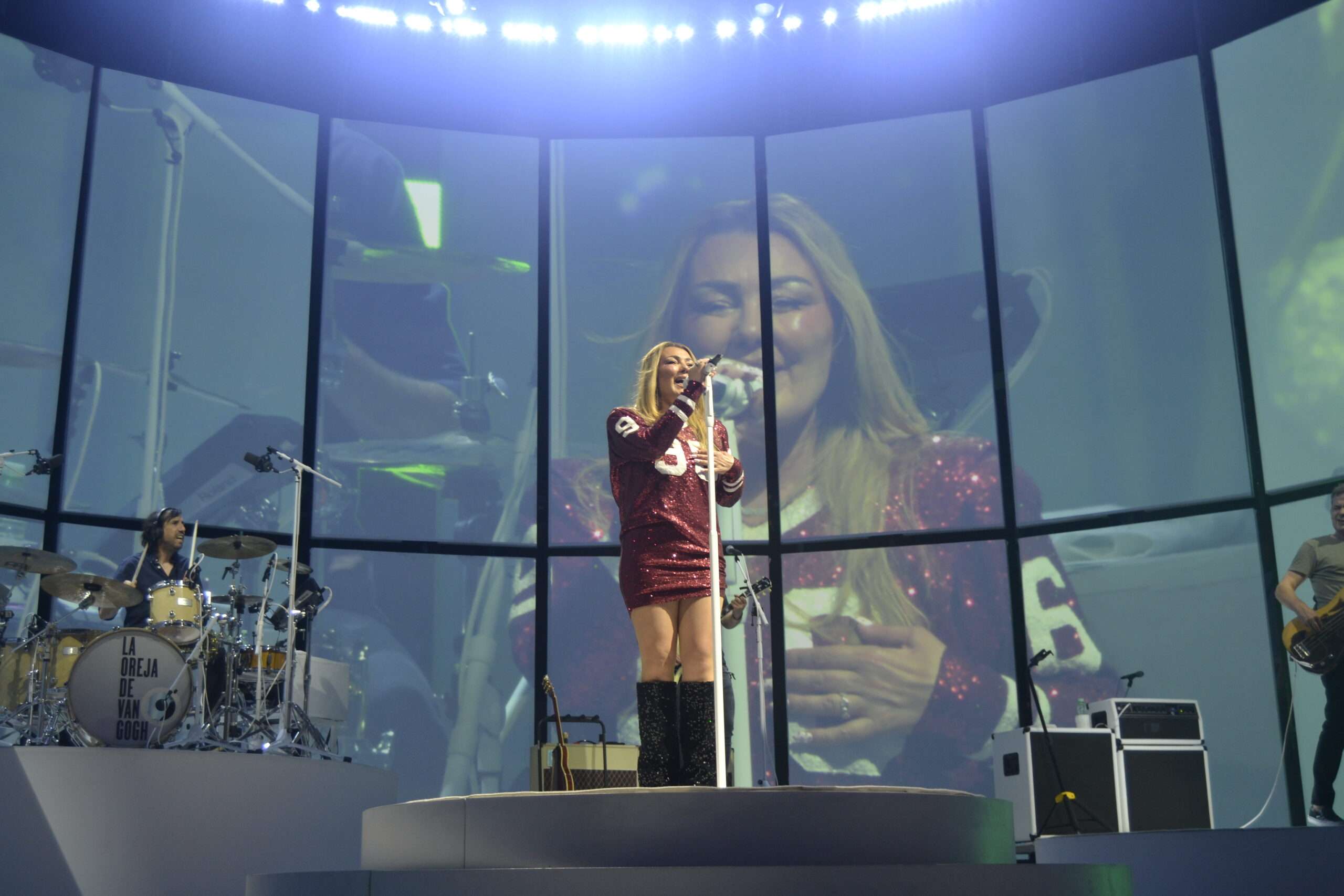 La Oreja de Van Gogh brilla en el Recinto Ferial de Badajoz ante 4.000 incondicionales