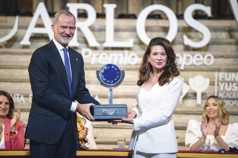 El Comité Europeo de las Regiones recibe el Premio Europeo Carlos V