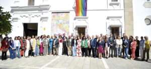 La Asamblea de Extremadura reivindica la defensa de los derechos y la igualdad con motivo del Día contra la LGTBIfobia