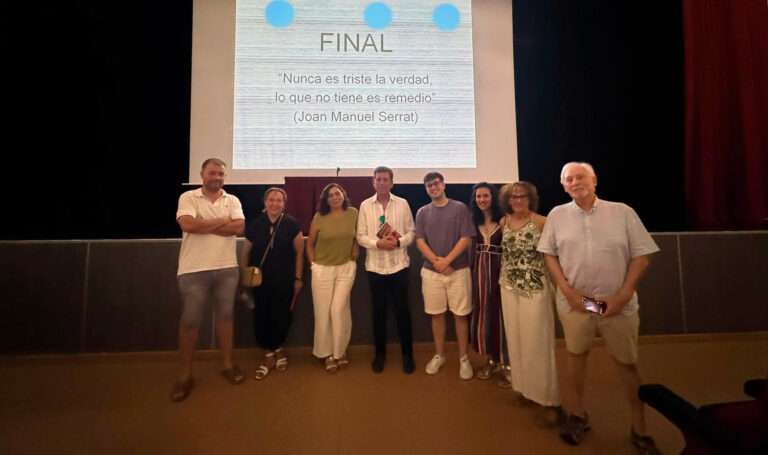 Esteban Mira Caballos: "Ribera del Fresno es un pueblo preñado de historia y lo más interesante es que todavía está por descubrir"