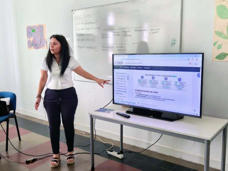 El Programa 'Sara' amplía la cualificación de sus alumnas con la formación para la obtención del carnet de manipulador de alimentos