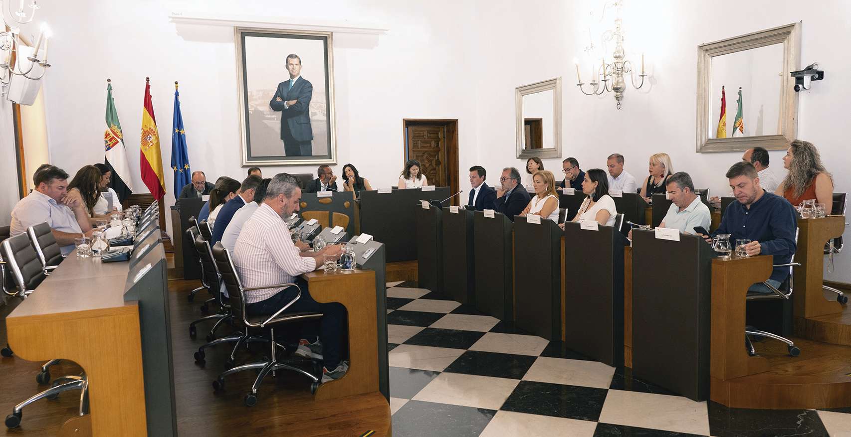 La Diputación de Cáceres colaborará con Fundación Primera Fila para desarrollar el proyecto ‘3VA’