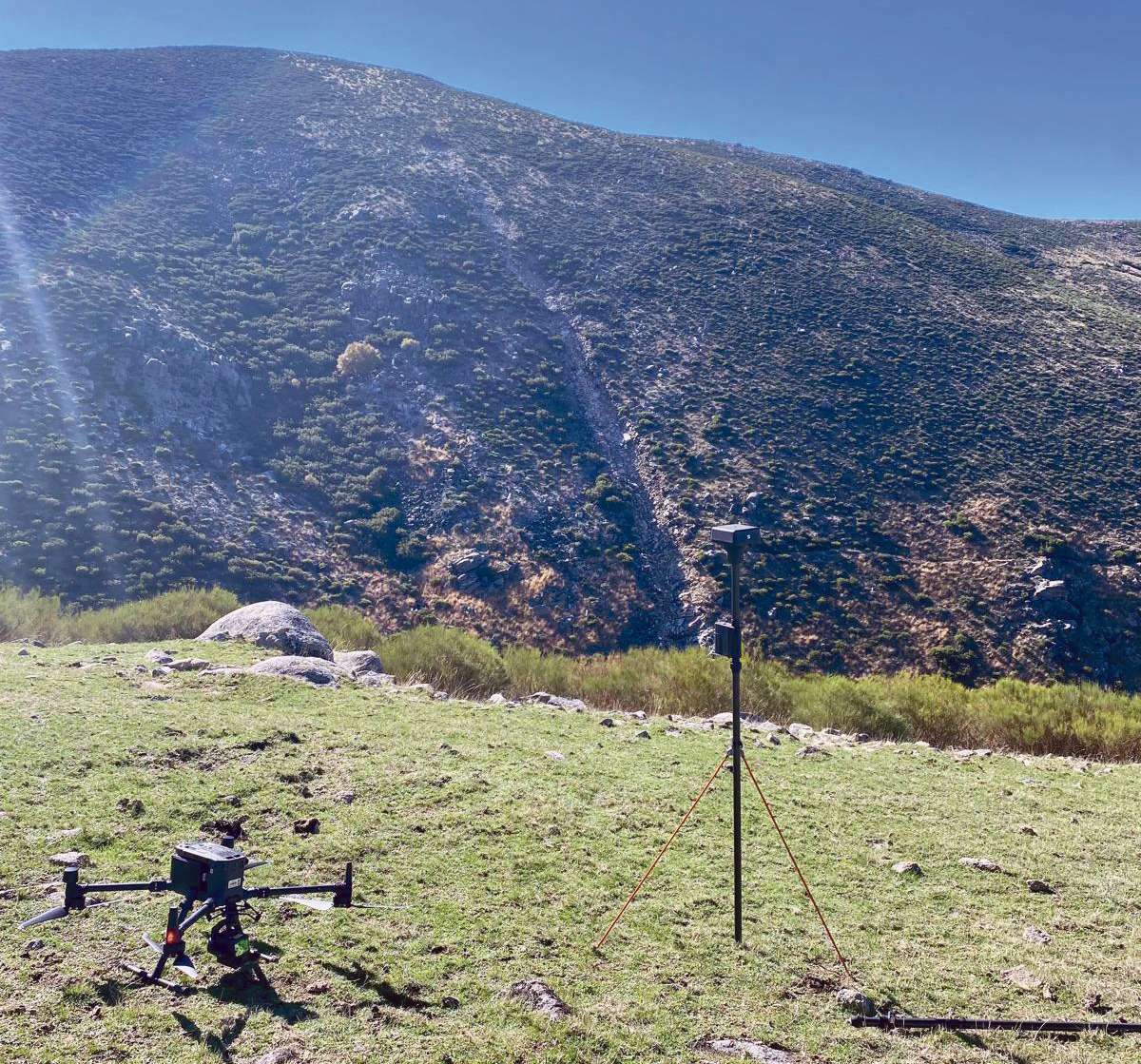 Un estudio de la Universidad de Extremadura analiza con tecnología 3D y drones los deslizamientos de tierra tras grandes incendios