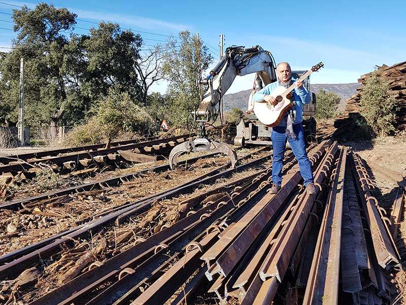 Cuando el tren Ruta de la Plata quedó en silencio .Matías Simón Villares ( La Voz de la Montaña )