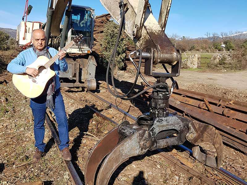 Cuando el tren Ruta de la Plata quedó en silencio .Matías Simón Villares ( La Voz de la Montaña )