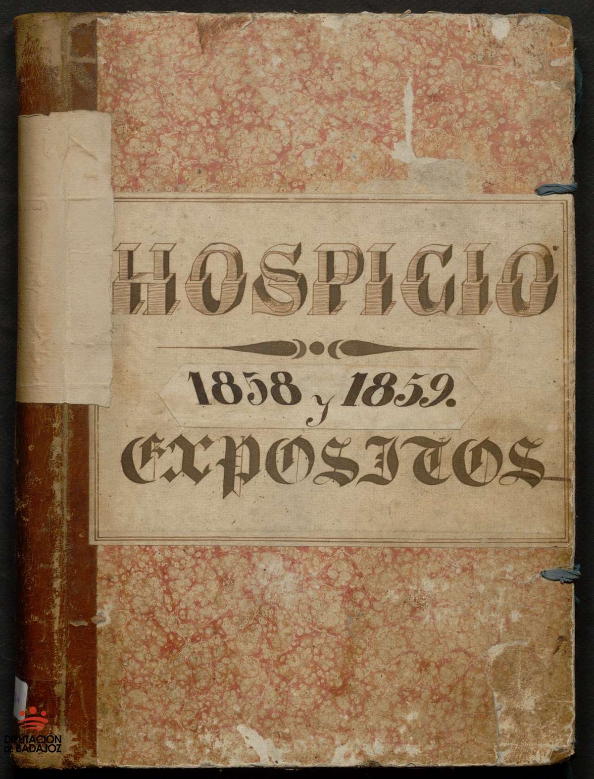 La Diputación de Badajoz publica 37 libros sobre niños expósitos y acogidos entre 1848 y 1928